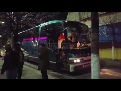 Report Tv-Protesta e opozitës, nisen qindra qytetarë nga Vlora dhe Saranda