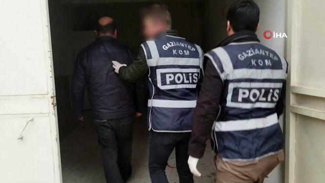 Gaziantep'te kaçak içki operasyonu...547 şişe kaçak içki ele geçirildi