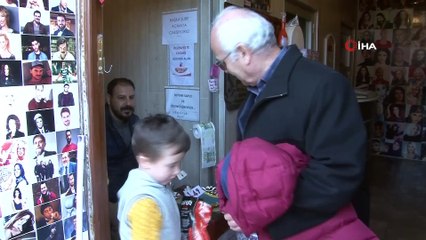 Bu kafeye müşteriler çay içmeye değil tuvaleti görmeye geliyor