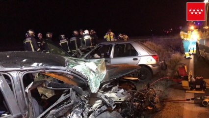 Mueren tres personas en un choque frontal en Pozuelo del Rey, Madrid
