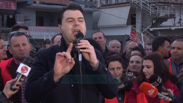 Basha: Populli merr fatin ne dore - News, Lajme - Vizion Plus