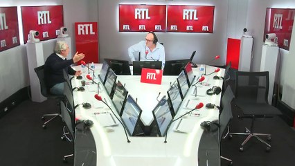 "Gilets jaunes" : "La violence vient des deux côtés", selon Michel Boujenah