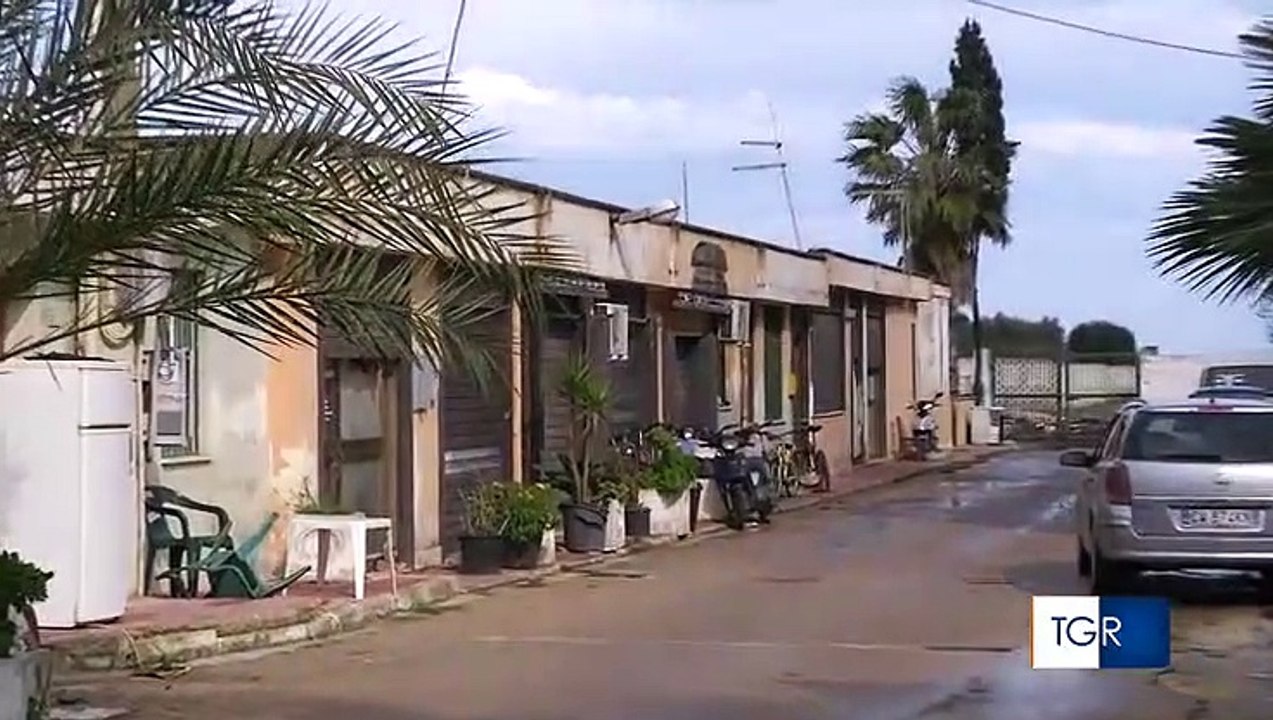 Migranti in Puglia usati come schiavi nei campi per i grandi imprenditori