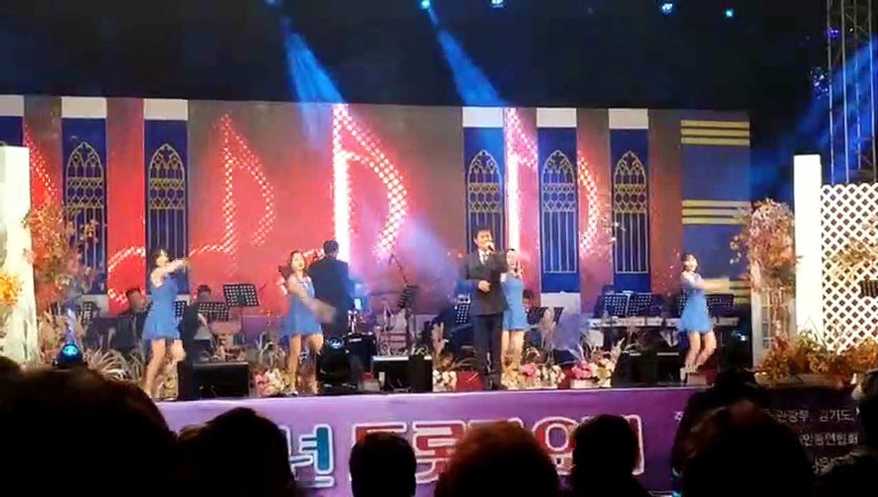 *박우철* 가수 - " 우연히 정들었네 "  _20171013