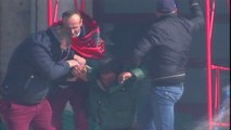 Përshkallëzimi i protestës, plagosen 4 policë dhe dy demostrues - Top Channel Albania - News - Lajme