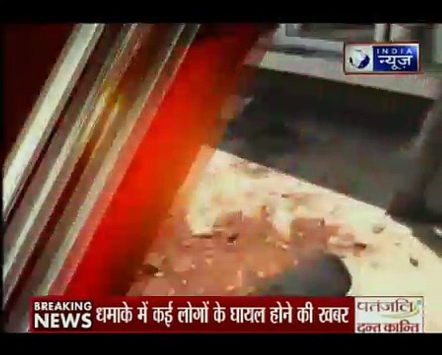 Rohith Vemula Suicide Case:_University of Hyderabad students attack VC Rao’s hou
