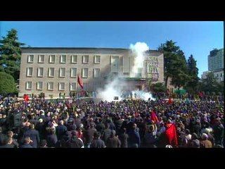 Si po pasqyrohet protesta në media ndërkombëtare - Top Channel Albania - News - Lajme