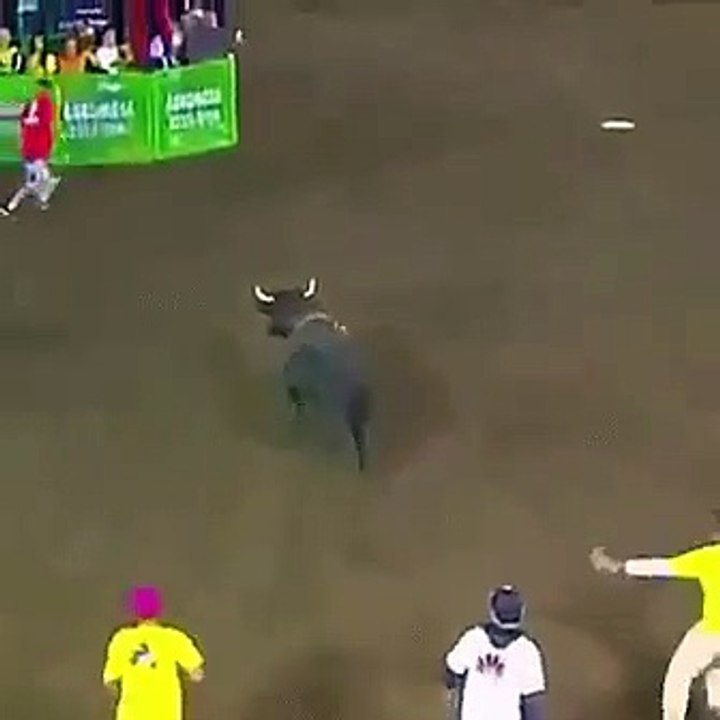 Keep you head on a swivel.