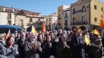 Arrimadas en el pueblo de Puigdemont