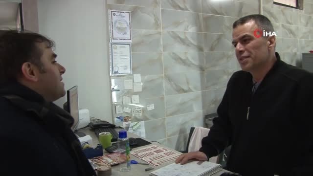 AK Parti Avcılar Belediye Başkan Adayı Dr. İbrahim Ulusoy'dan Esnaf ve Ev Ziyareti
