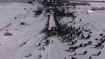 Erciyes'te Buz Gibi Suya Atladılar...kayak Merkezinde Yaşanan Eğlenceli Anlar Havadan Görüntülendi