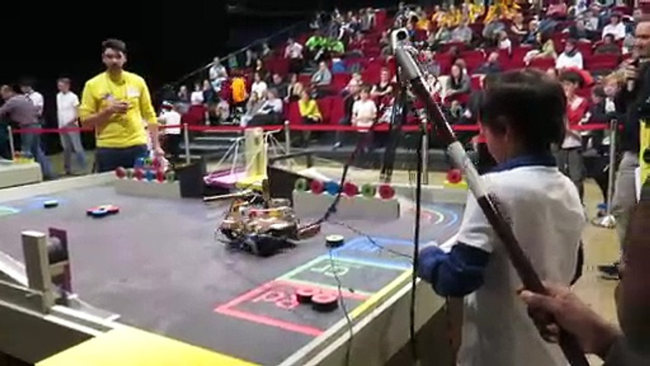 FETE DE LA ROBOTIQUE AU PLANETARIUM