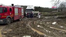 Sakarya Tır'dan Yuvarlanan Tomruğun Altında Kalarak Öldü