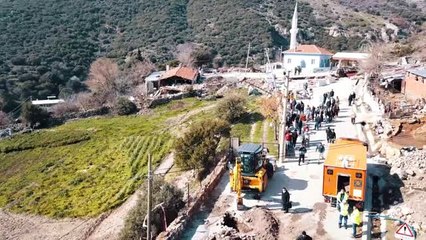 Toprak Kayması Sonucu 12 Ev Tahliye Edildi