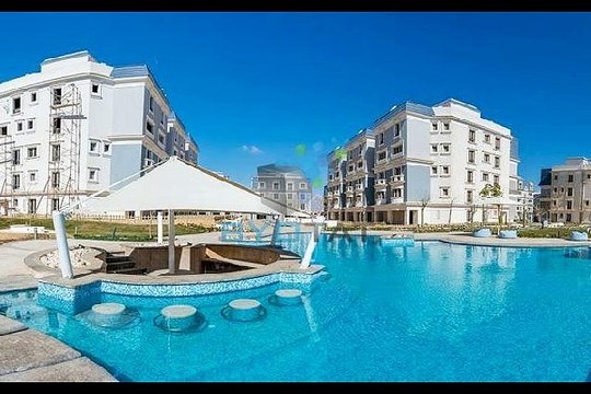 اي فيلا بحديقة كورنر للبيع كمبوند ماونتن فيو هايد بارك