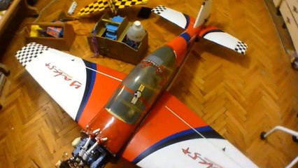 SAHANE DEV AKROBATIK MODEL UCAK ! CIFT SILINDIRLI 50 CC SAITO MOTORLU R-C 6 KANALLI YAK-54 IHA!!!