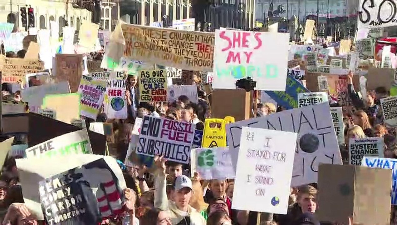 Thousands of UK kids skip school for climate protests