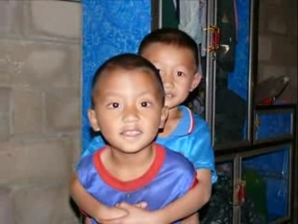 Une journee chez les hmongs