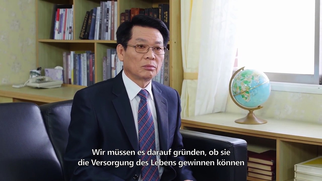 Film Clip - Das Erkunden des desolaten Zustands der Kirchen