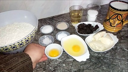Brioches au lait !!كرص أو قراشل بالحليب رطبين بحال القطن بطريقة سهلة وبسيطة !!