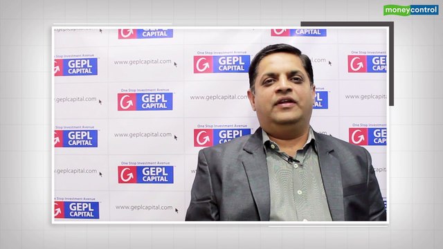 Buy or Sell | Nifty should correct to 10500; buy Tech Mahindra, sell Nestle