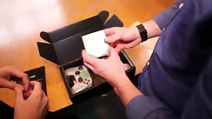 Ouya - &apos;Unboxing&apos; kits de desarrollo