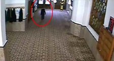 Camideki Hırsızlık Anı, Güvenlik Kamerasında Tarafından Saniye Saniye Kaydedildi