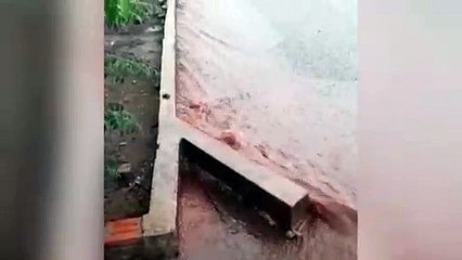 Morador reclama de rua em dias chuvosos