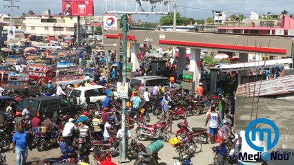 Embouteillage dans les pompes à essences aux Cayes