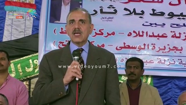 محافظ أسيوط يشهد جلسة صلح وتقديم الكفن لإنهاء الخصومة الثأرية بين عائلتين