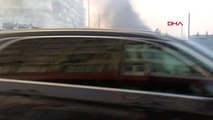 İstanbul- D-100'de Otomobil Alev Alev Yandı; Yangın Tüpü Yetersiz Kaldı