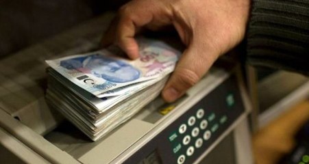 İŞKUR Programlarına Katılan İşsiz Anneye, Aylık 2 Bin 420 Lira Ödeme Yapılıyor