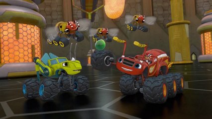 إنقاذ اليرقة الصغيرة.. شاهد الفيديو