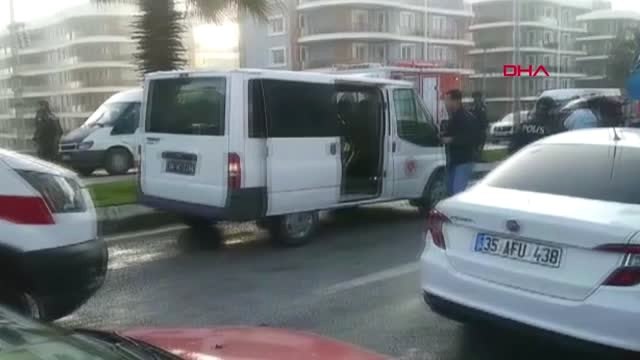 İzmir Köpeğe Çarpmamak İçin Manevra Yapınca Canından Oldu