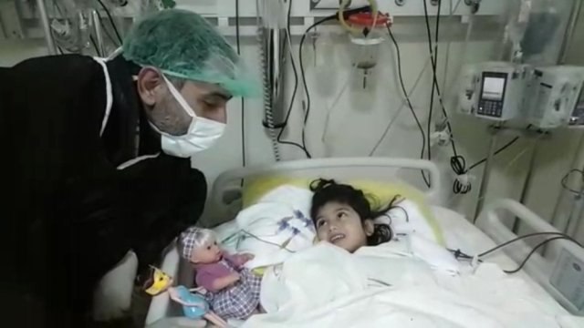 Enkazdan Kurtarılan Minik Azra'dan Duygulandıran Sözler
