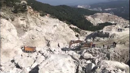 Muğla'da Maden Sahasında Heyelan (1)