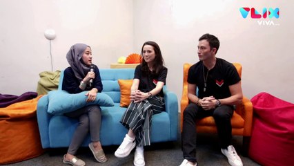 Cerita Julie Estelle dan Mike Lewis di Balik Foxtrot Six