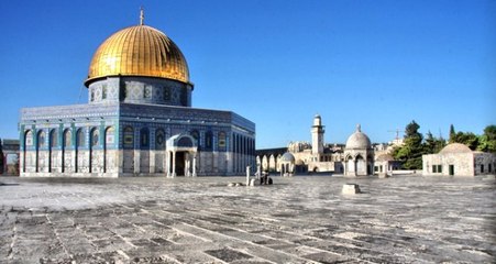 İsrail, Mescid-i Aksa'nın Rahmet Kapısı'na Zincir Vurdu