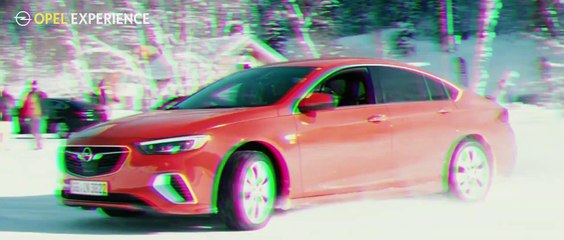 VÍDEO: De esto es capaz el Opel Insignia 2019 sobre una pista de hielo