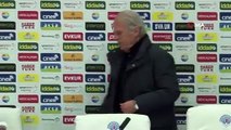 Mustafa Denizli: “Bu Durumdan Yüzümüzün Akıyla Çıkacağız”