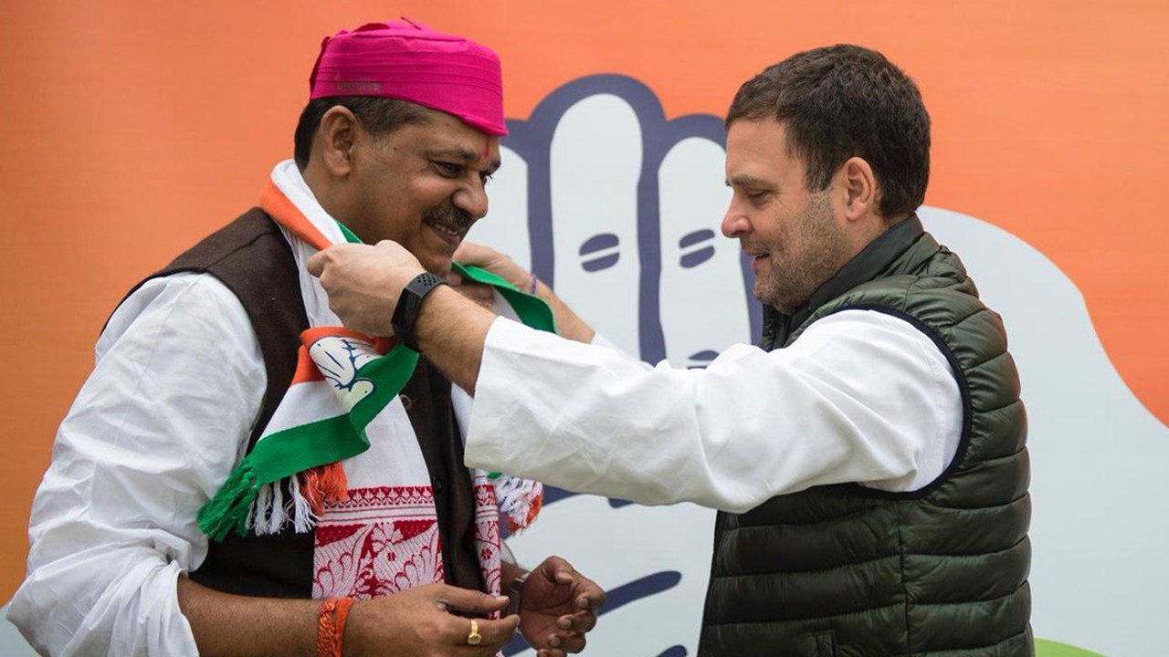 Kirti Azad ने Rahul Gandhi की मौजूदगी में थामा Congress का हाथ | वनइंडिया हिंदी