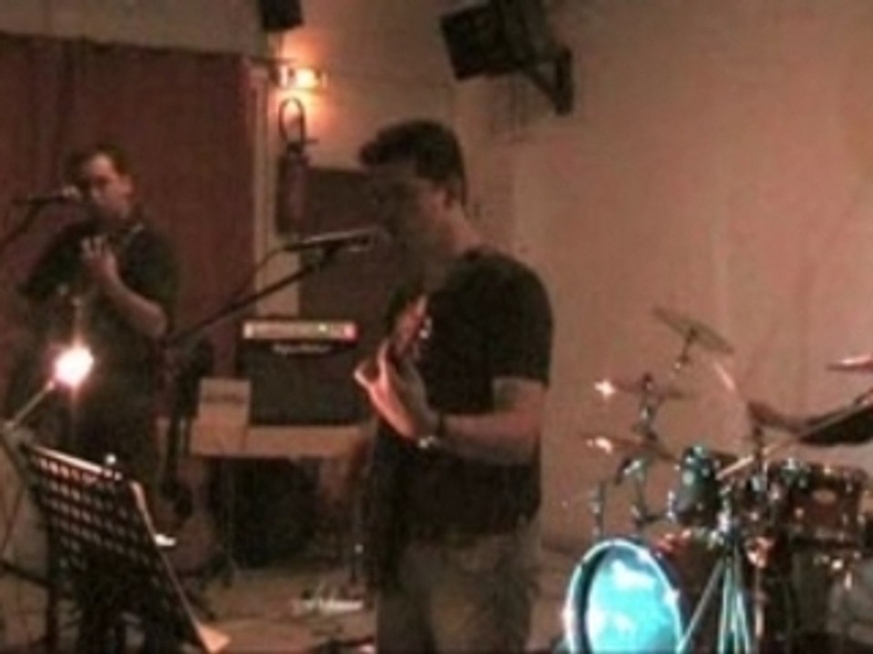 ARNO   " Je veux nager "    reprise