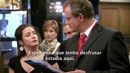 Twenty Twelve S01 E02