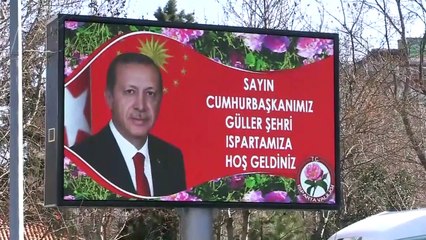 AK Parti mitingi öncesi alana gül suyu sıkıldı - ISPARTA
