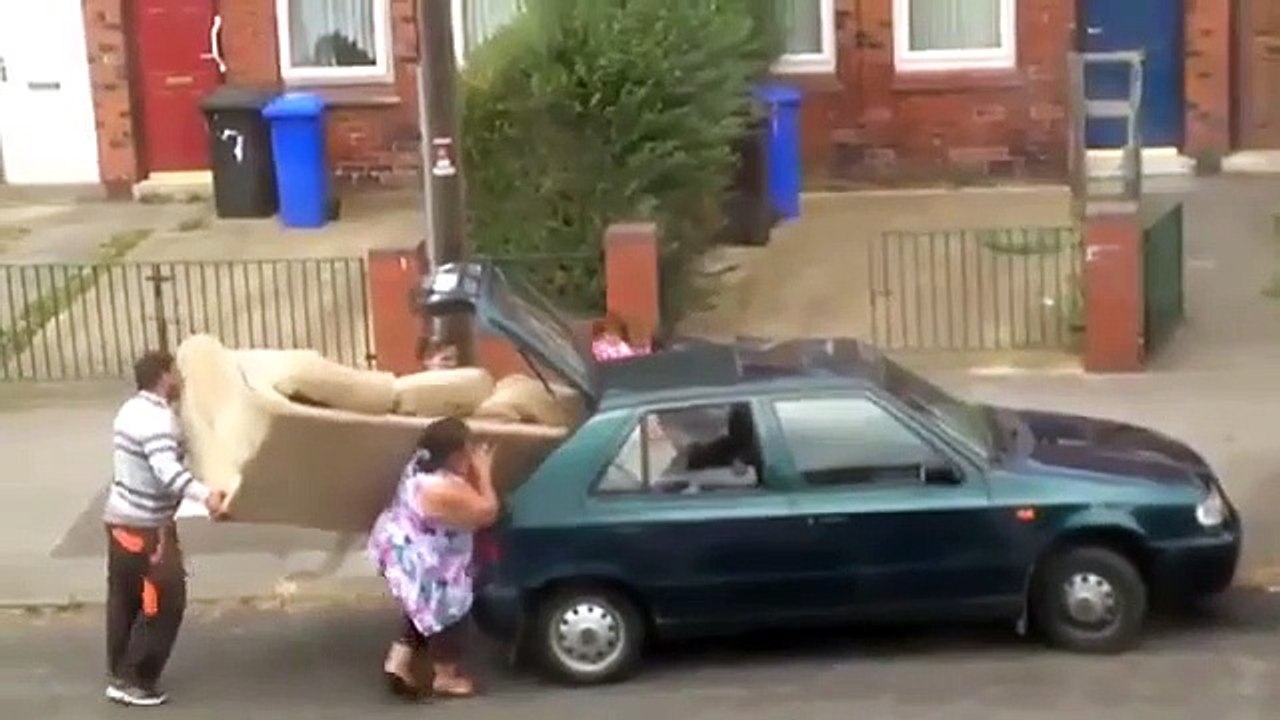 saiba como levar um sofá no seu carro