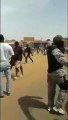 Les partisans de l'APR voyant Ousmane Sonko faire des ravages à Bokidiawee distribue de l'argent à la population