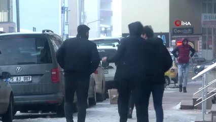 Ardahan'da Ulaşıma Kar ve Tipi Engeli