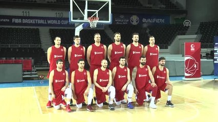A Milli Erkek Basketbol Takımı Basın Mensuplarıyla Bir Araya Geldi