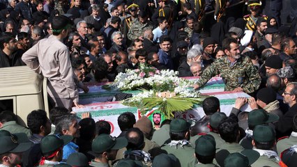 إيران تتهم السعودية والإمارات بدعم "الإرهابيين" بباكستان لاستهداف أمنها