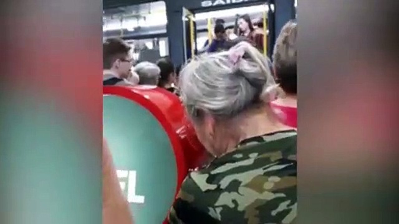 Internautas enviam diversas reclamações quanto ao 'novo' transporte público